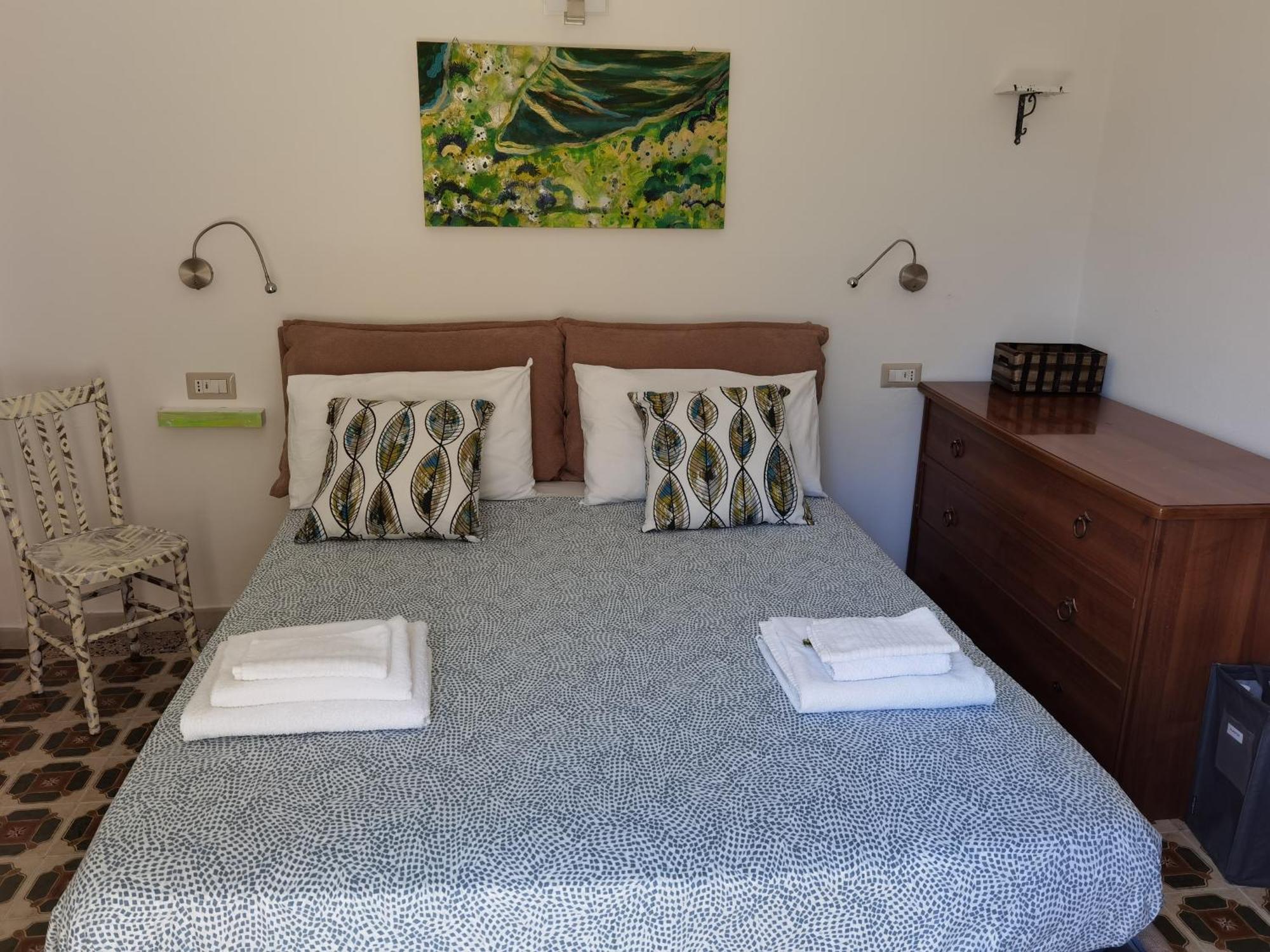 Il Giardino Di Tatiana Rooms & Breakfast La Maddalena  Pokoj fotografie